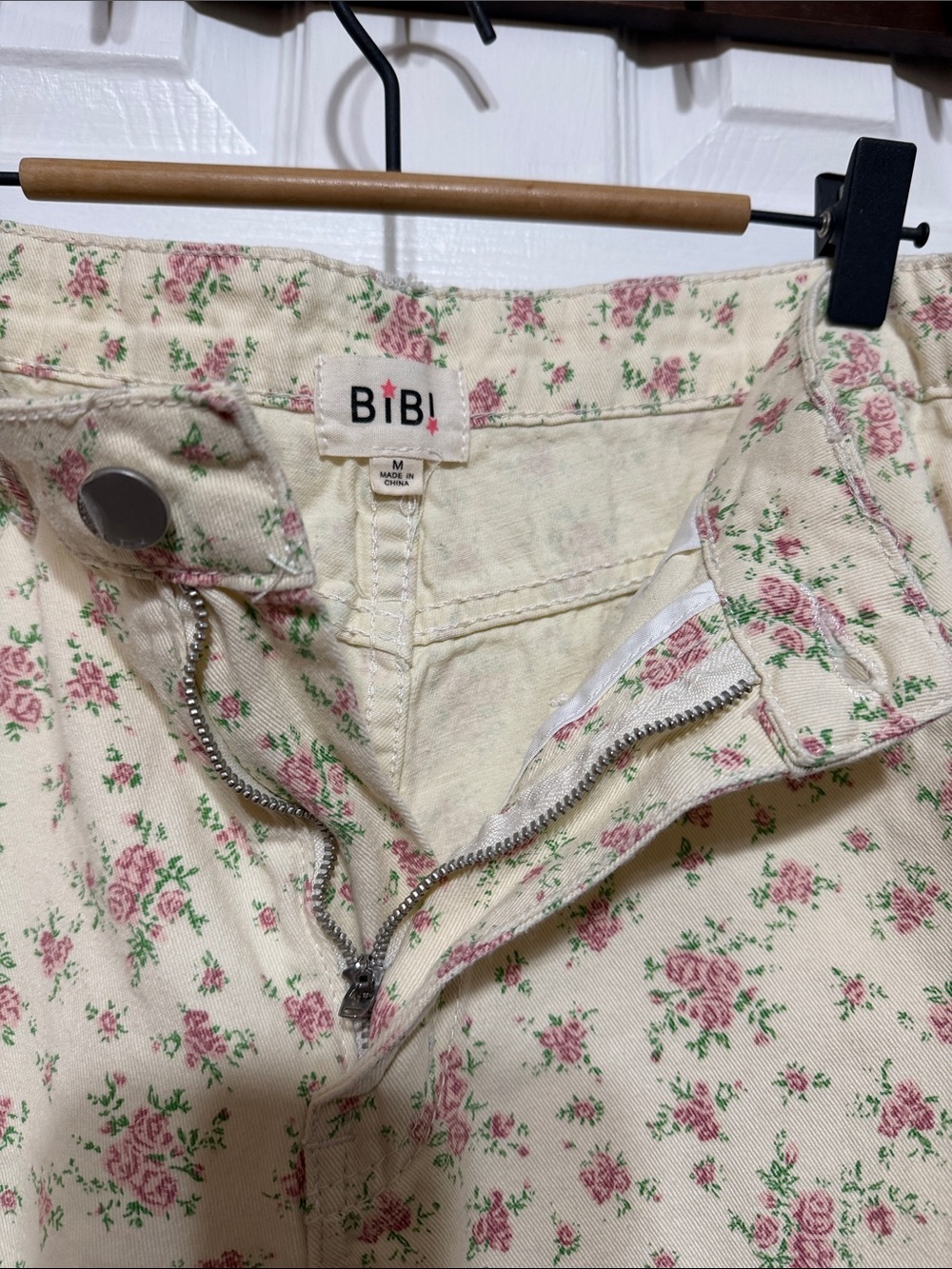 BiBi Cream Chino Pants with Pink Floral Print W 16” - Picture 3 of 5